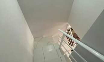 Imagem 7: SOBRADO GEMINADO no ESPINHEIROS com 2 quartos para LOCAÇÃO, 60 m²