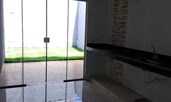 Imagem 2: Casa para venda tem 125 metros quadrados com 4 quartos em Parque Jacaraípe - Serra - ES