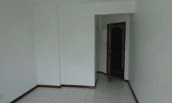 Imagem: Apartamento 2/4 com dependência composto