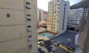 Imagem 4: Apartamento para venda tem 70 metros quadrados com 2 quartos em Leme - Rio de Janeiro - RJ