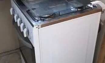 Imagem 6: Quarto mobiliado para mulher