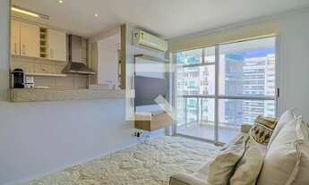 Imagem 3: Apartamento para Aluguel - Barra da Tijuca, 2 Quartos, 75 m2