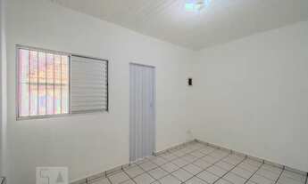 Imagem 2: Casa para Aluguel - Bosque da Saúde, 1 Quarto, 40 m2