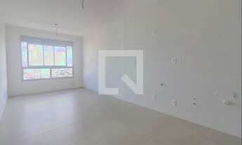 Imagem 2: Apartamento para Aluguel - Coloninha, 1 Quarto, 46 m2