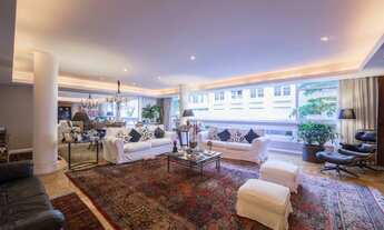 Imagem 4: Maravilhoso apartamento a 50 metros da Praia de Ipanema, vista lateral mar com Jardim de i