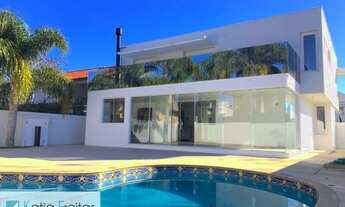 Imagem: LINDA CASA EM JURERÊ