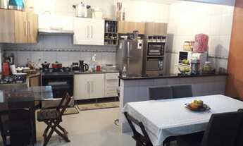 Imagem 5: Ótimo Imóvel com 2 Casas 3 vagas - churrasqueira e fogão lenha - ao lado Parq Cachoeira