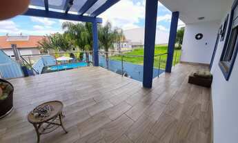 Imagem 6: Sobrado para venda tem 208 metros quadrados com 3 quartos