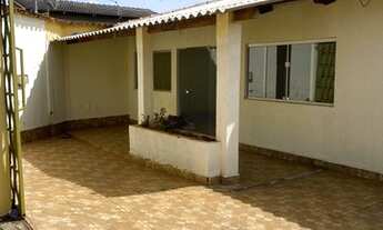 Imagem 2: Casa para venda com 271 metros quadrados com 3 quartos em Setor Novo Horizonte - Goiânia