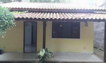 Imagem: Casa com Quintal no Centro de São Gonçalo