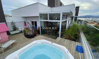 Imagem 2: Cobertura para venda possui 150 metros quadrados com 2 quartos em Abraão - Florianópolis