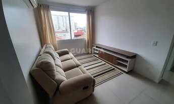 Imagem 4: Apartamento mobiliado de 2 dormitórios, sendo 1 suíte, no bairro Menino Deus