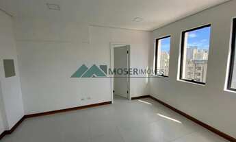 Imagem 6: Conjunto Comercial para alugar, 189.34 m2 por R$ 6280.00 - Centro - Curitiba/PR