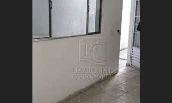 Imagem 4: Casa com 2 dormitórios para alugar, 272 m² por R$ 1.701,00/mês - Parque Oratório - Santo A