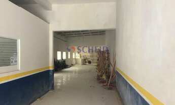 Imagem: ÓTIMA SÃLAO COM BOA LOCALIZAÇÃO, LOCAL