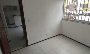 Imagem 2: Apartamento para Locação em Salvador, Itapuã, 2 dormitórios, 1 banheiro, 1 vaga