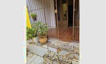 Imagem 3: CASA BEM LOCALIZADAS - COM PONTO COMERCIAL