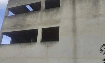 Imagem 3: Em Belo Oriente/MG Prédio comercial e residencial em fase de acabamento