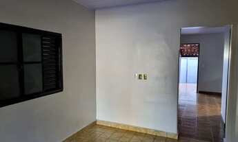 Imagem 4: ALUGO CASA - CENTRO RIO VERDE GO