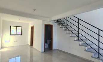 Imagem 6: Lindos Sobrados a venda com 2 dormitórios sendo 1 com sacada no Bairro Bela Vista em Palho