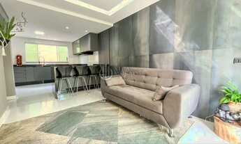 Imagem 2: Sobrado triplex 3 quartos com 1 suíte, 2 vagas de garagem, 140,56 m² - Santa Cândida