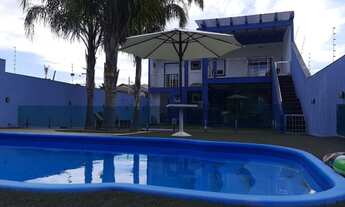 Imagem 5: Sobrado para venda tem 208 metros quadrados com 3 quartos