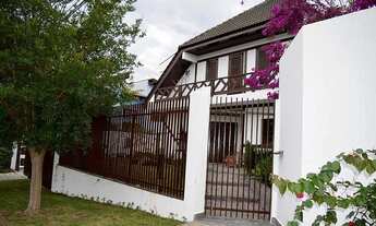 Imagem 3: 524 m² com 7 dormitórios sendo 2 suítes em terreno de 980 m² no melhor local do Jardim das