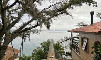Imagem: Deslumbrante Propriedade Frente Mar