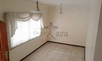 Imagem: Casa Sobrado em São José dos Campos