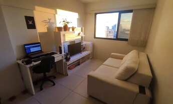 Imagem 2: Apartamento mobiliado com vaga de garagem coberta