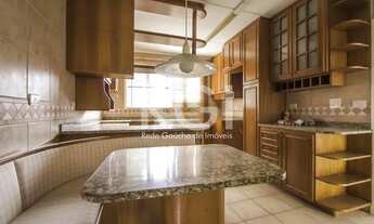 Imagem 4: Casa com excelente padrão de construção, com 360m² de área privativa em terreno de 455m²