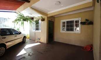 Imagem 2: QR 212 - VENDA CASA SENDO SOBRADO ESCRITURADO - TERRENO COM 150m²