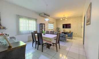 Imagem: Casa para venda com 241 metros quadrados