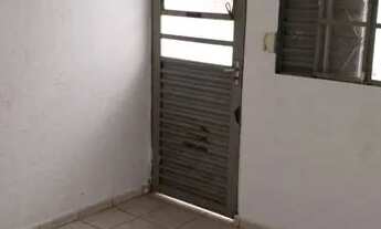 Imagem 2: Casa com 1 dormitório para alugar, 50 m² por R$ 800,00/mês - Jardim Helena - Taboão da Ser