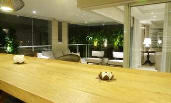 Imagem 3: Apartamento mobiliado e decorado para aluguel possui 235 m2 com 3 suítes-4 vagas e deposi