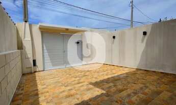 Imagem 2: Sobrado para venda tem 83 metros quadrados com 3 quartos em Tupy - Itanhaém - SP