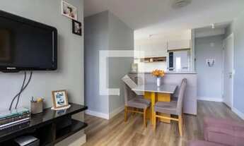 Imagem 2: Apartamento para Aluguel - Itaquera, 2 Quartos, 46 m2