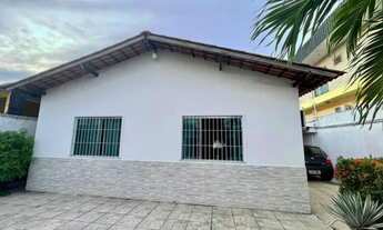 Imagem 2: Casa para venda possui 204 metros quadrados com 5 quartos em Chácara Inglesa - São Paulo