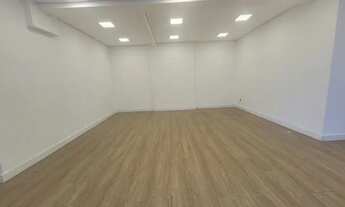 Imagem 2: Centro comercial para aluguel e venda possui 38 metros quadrados