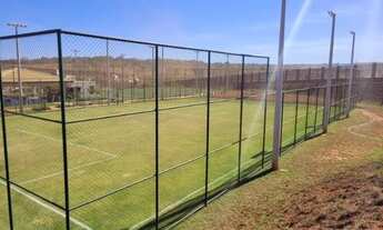 Imagem 5: LOTE Casa em condomínio com 2 vagas na garagem