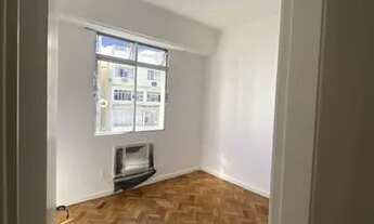 Imagem 3: Apartamento para aluguel com 74 metros quadrados com 2 quartos em Copacabana - Rio de Jane