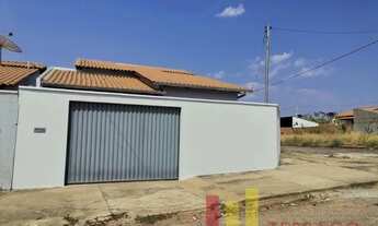 Imagem: URUAÇU - Casa Padrão - RESIDENCIAL DOM