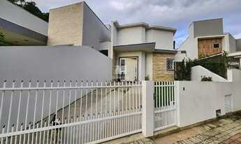 Imagem 2: More com conforto nessa casa à venda!