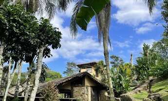 Imagem: Refugio em meio a natureza