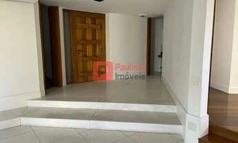 Imagem 5: Apartamento de 303m2 à venda, 4 dormitórios, 3 suítes, closet, 4 salas, 4 vagas, depósito