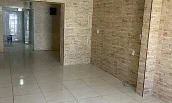 Imagem 2: Casa em Antonio Bezerra,5 Quartos