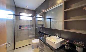 Imagem 5: Térrea para venda possui 240 metros quadrados com 4 quartos em Jardim Europa - São Paulo