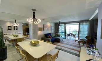 Imagem 2: Peninsula Atmosfera 157m andar alto e sol da manhã