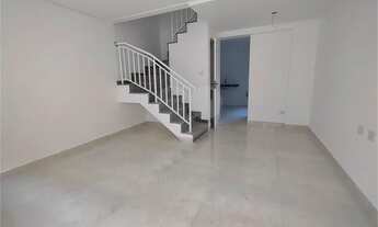 Imagem: Casa Verde Sobrado em Condomínio 62m²