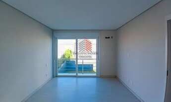 Imagem 7: Casa de condomínio sobrado para aluguel possui 330 metros quadrados com 3 quartos